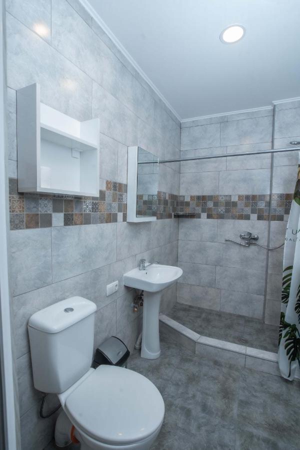 Telav Holl Hotel Telavi Buitenkant foto