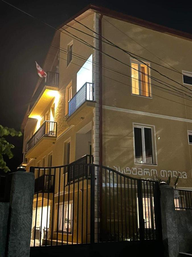 Telav Holl Hotel Telavi Buitenkant foto
